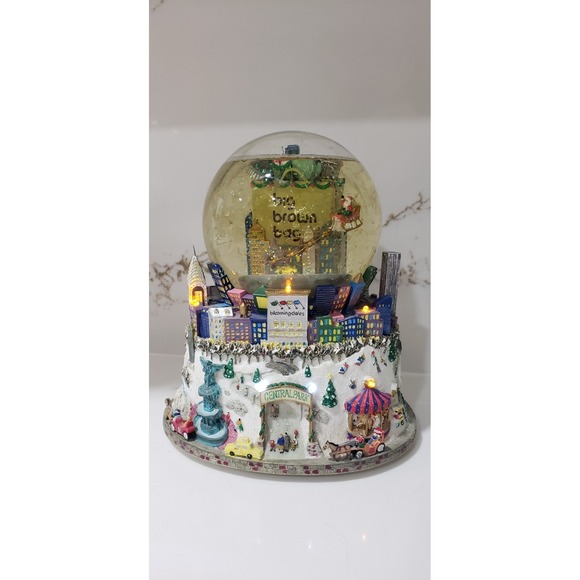 Bloomingdales Snow Globe NYC Central Park Musical Light Up Vintage Big Brown Bag - Picture 1 of 8